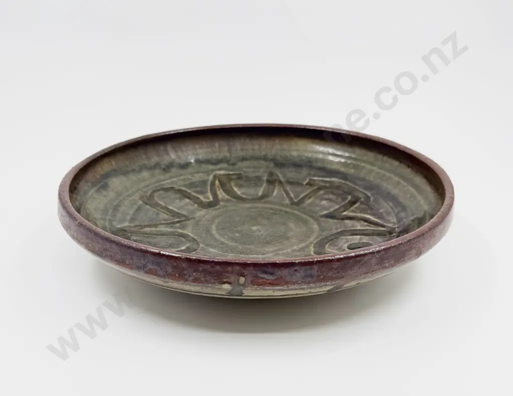Juliet Peter Stoneware Bowl Image 1++