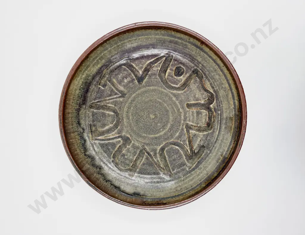 Juliet Peter Stoneware Bowl Image 1++