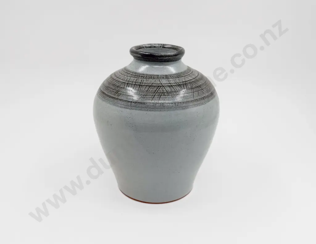 Pottery Vase Image 1++