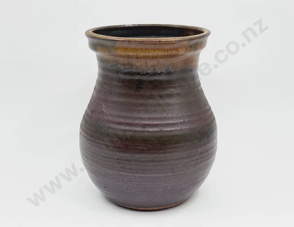Large NZ Pottery Vase Image 1++