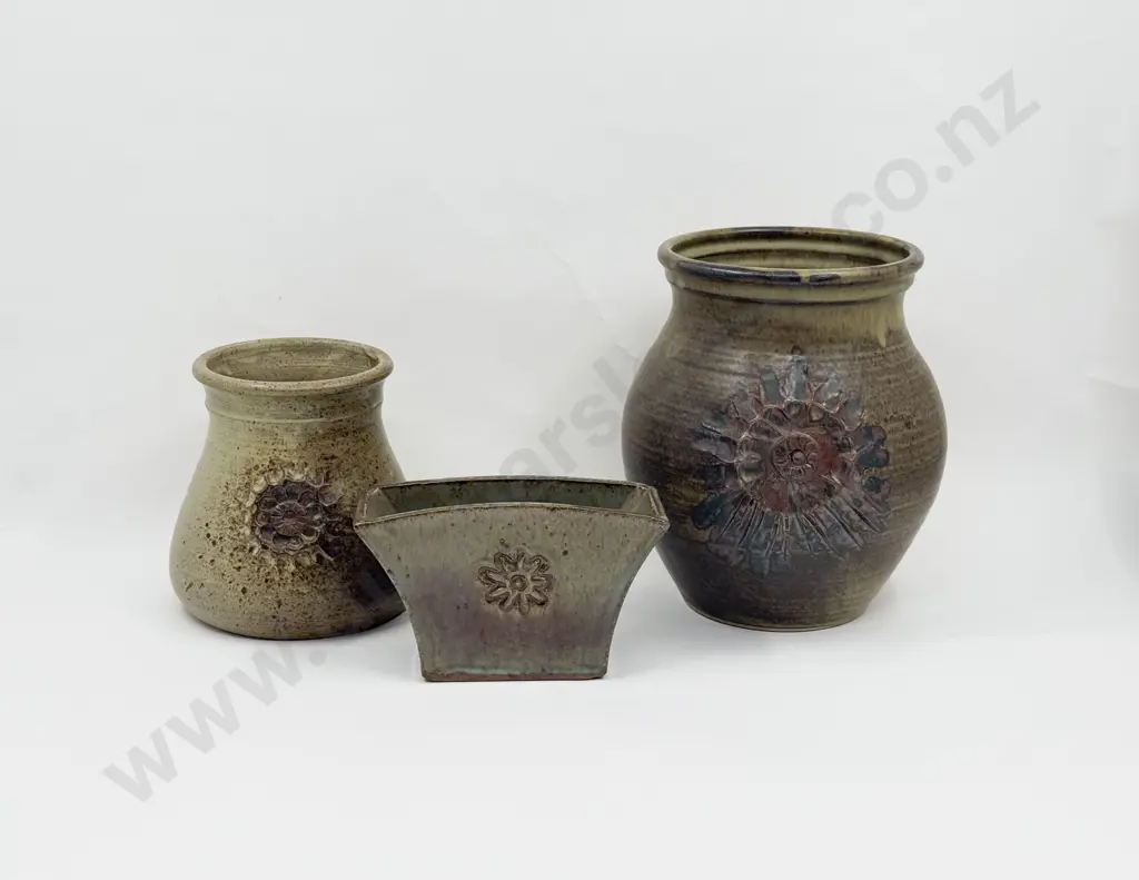 Three NZ Pottery Vases Image 1++