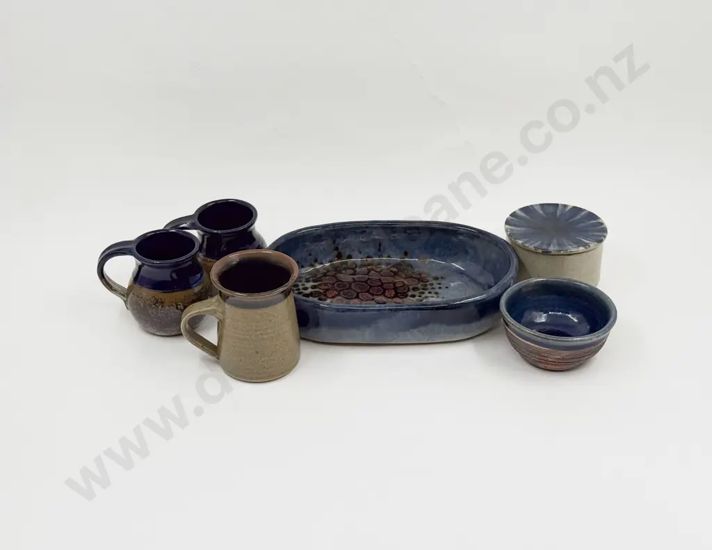 Six Pieces NZ Pottery Image 1++