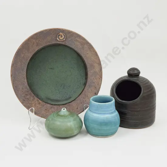 Peter Shearer Plate NZ Pottery Salt Pig & Two Bud Vases