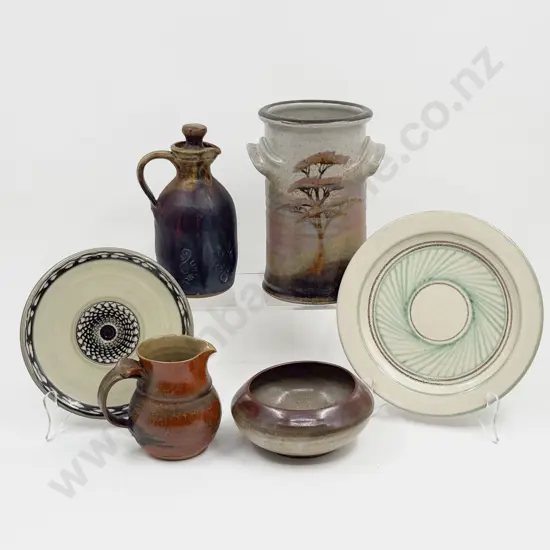 Christopher Clouston Handled Crock & Five Pieces NZ Pottery
