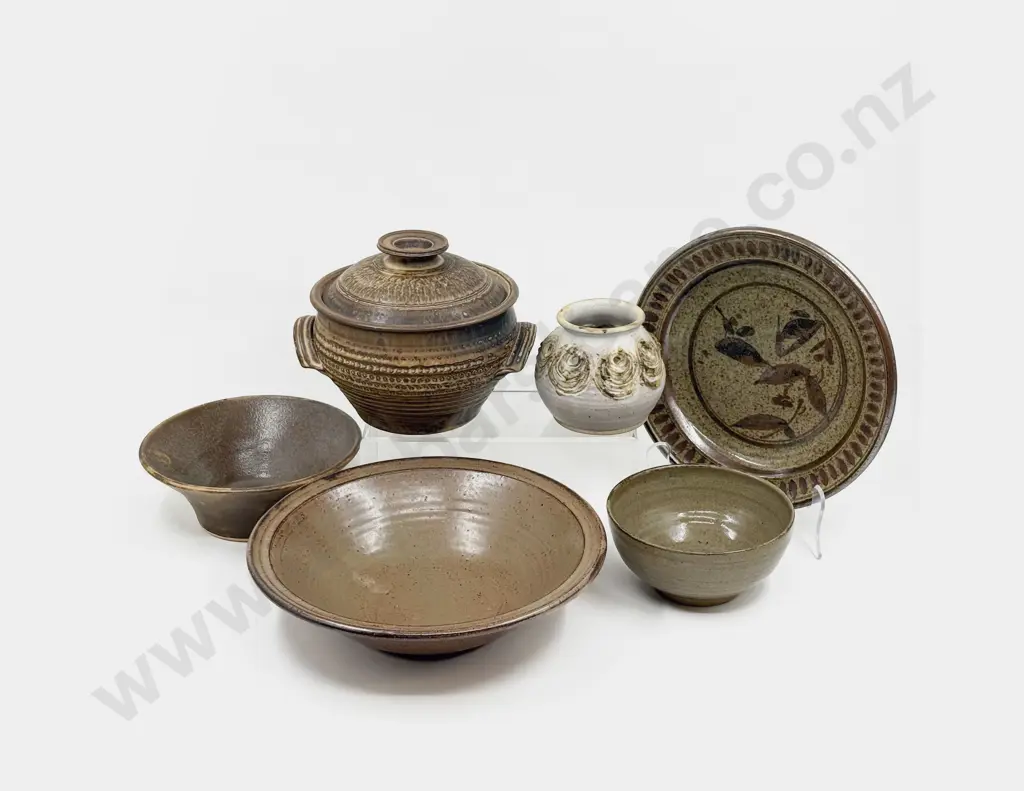 Six Pieces NZ Pottery Image 1++