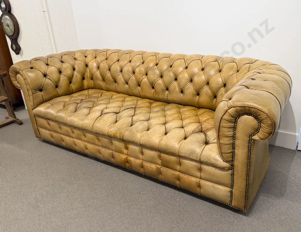Deep Buttoned Chesterfield Sofa Image 1++