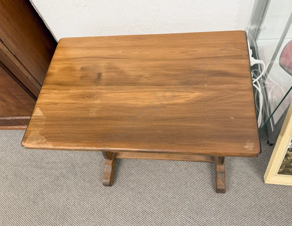 Two Chapman Taylor Side Tables (of sizes) Image 1++