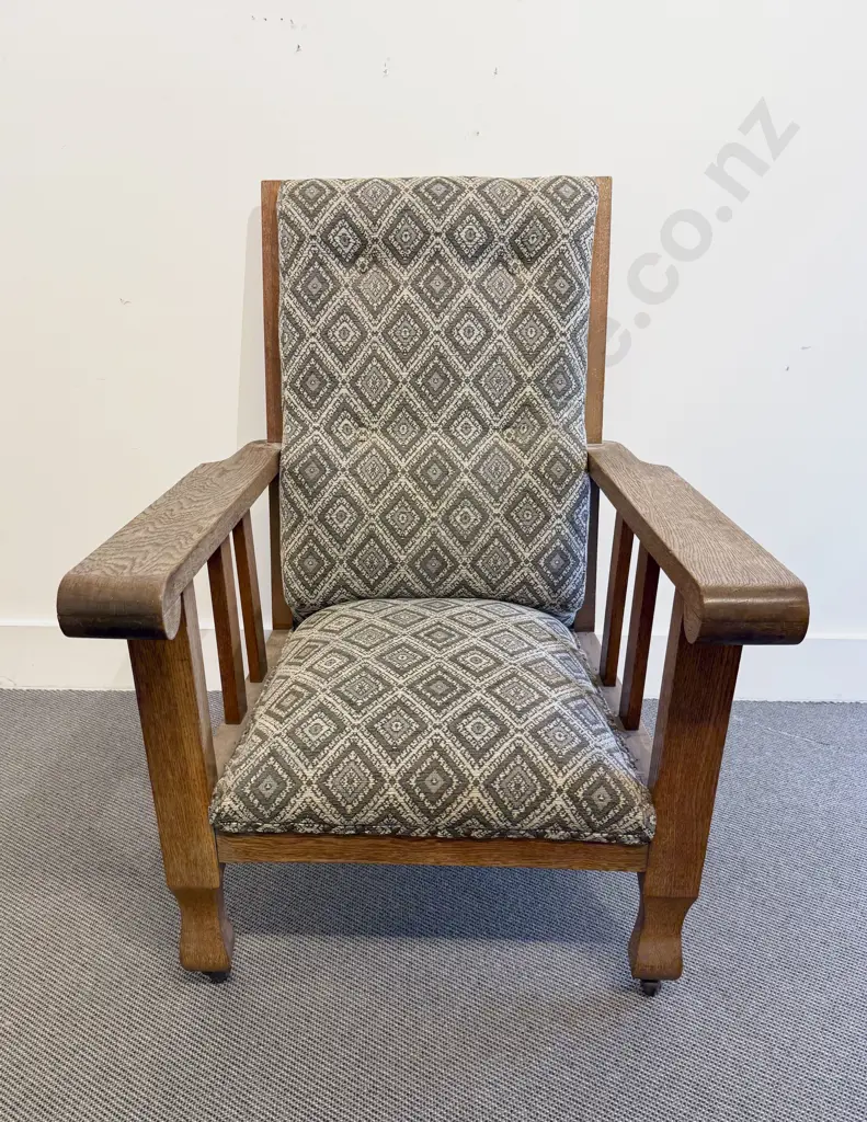 William Morris Style Oak Armchair Image 1++