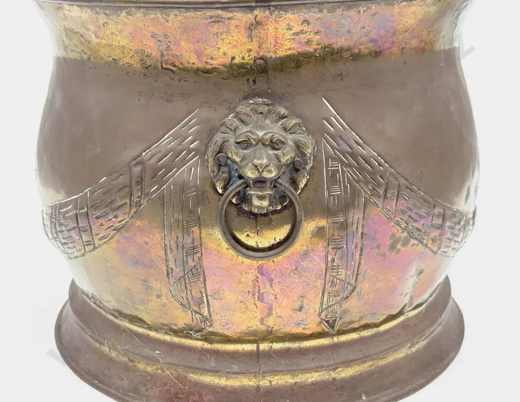 Brass Jardiniere Image 1++