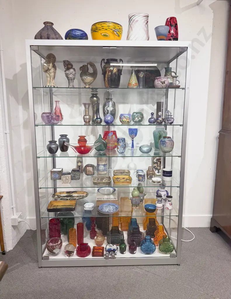 Glass Five Shelf Display Cabinet 181-2 x 120 x 60cm Image 1++