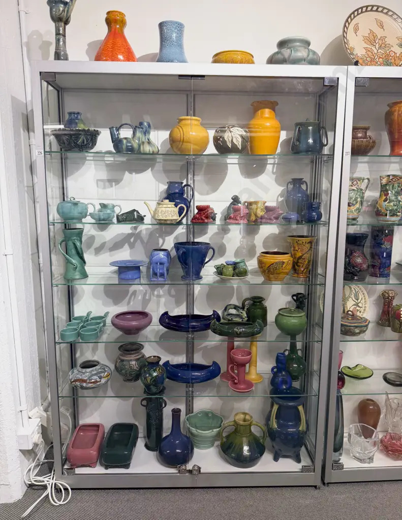 Glass Five Shelf Display Cabinet 181-2 x 120 x 30cm Image 1++