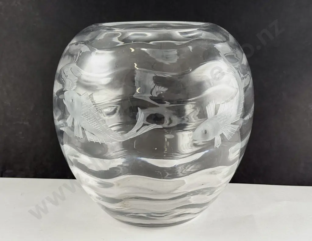 Webb Corbett Optic Glass Fish Bowl Vase Image 1++