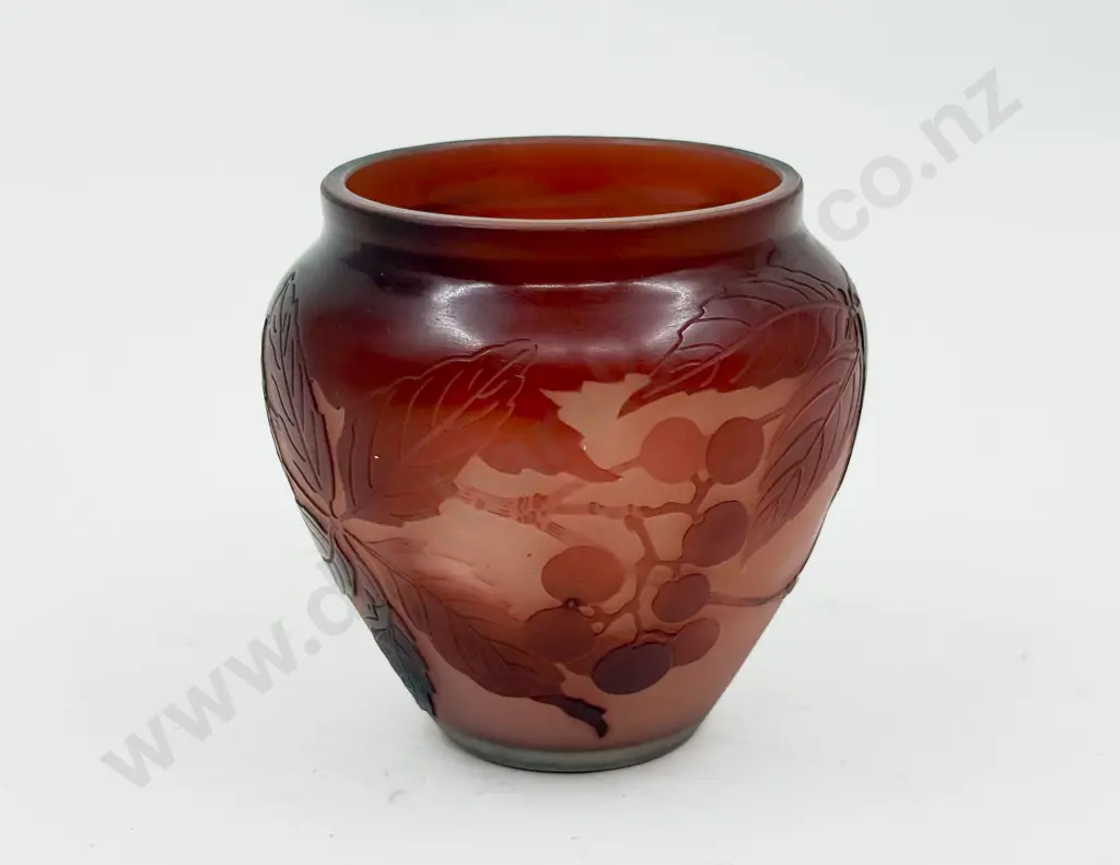 Galle France Cameo on Peach Ground Glass Posy Vase Image 1++