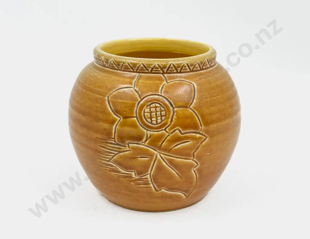 Art Deco Bretby Hand Made Rose Vase #3427A In Sized Decoration Image 1++