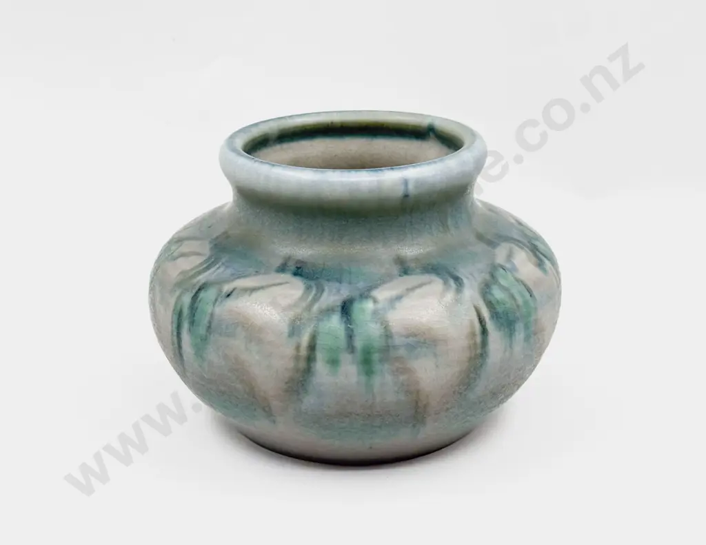 Pilkington's Royal Lancastrian Vase by Edward Thomas Radford Image 1++