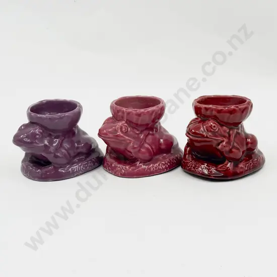 C H Brannam Barum #168 Frog Vessels