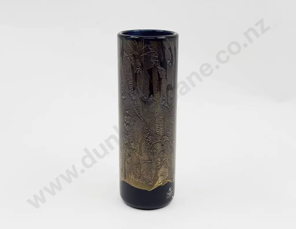 Isle of Wight Cylindrical Vase Image 1++