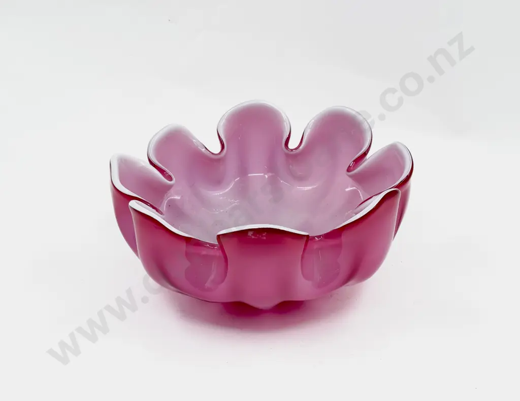 Mid C20th Murano White on Pink Frill Table Bowl Image 1++