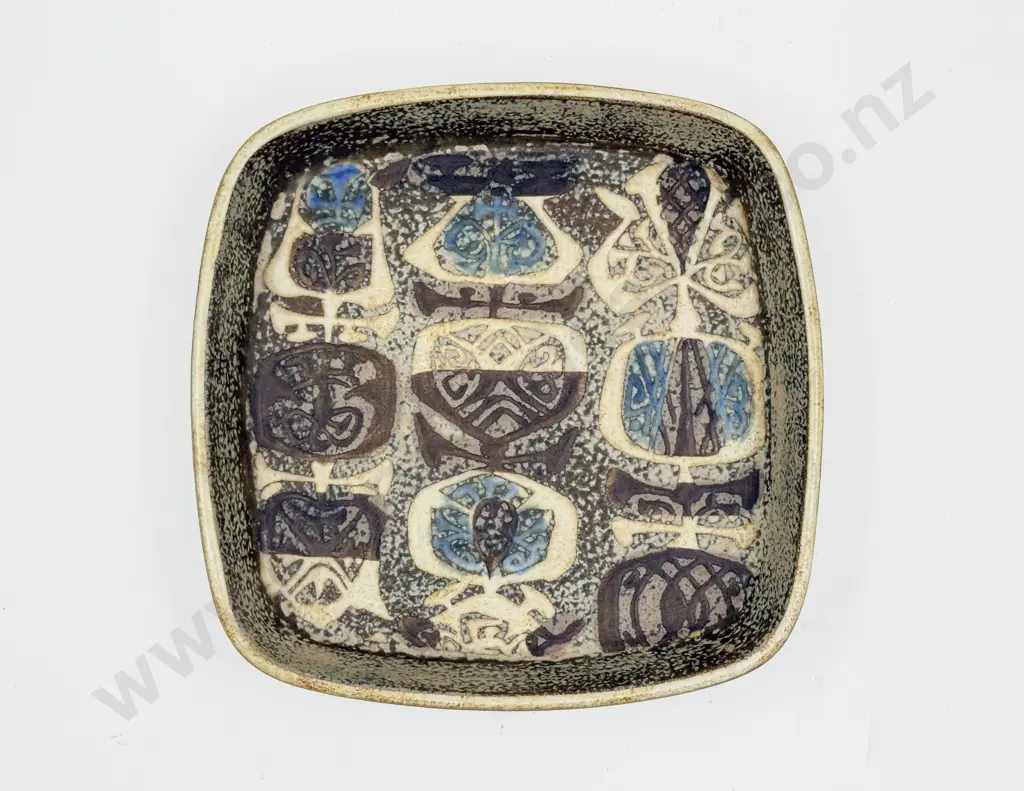 Royal Copenhagen 1969-1974 Fajance Square Shallow Dish Image 1++