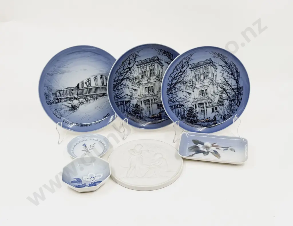 Three Bing & Grondahl City of Wellington - Plates Parian Ware Plaque and Three Dishes Image 1++