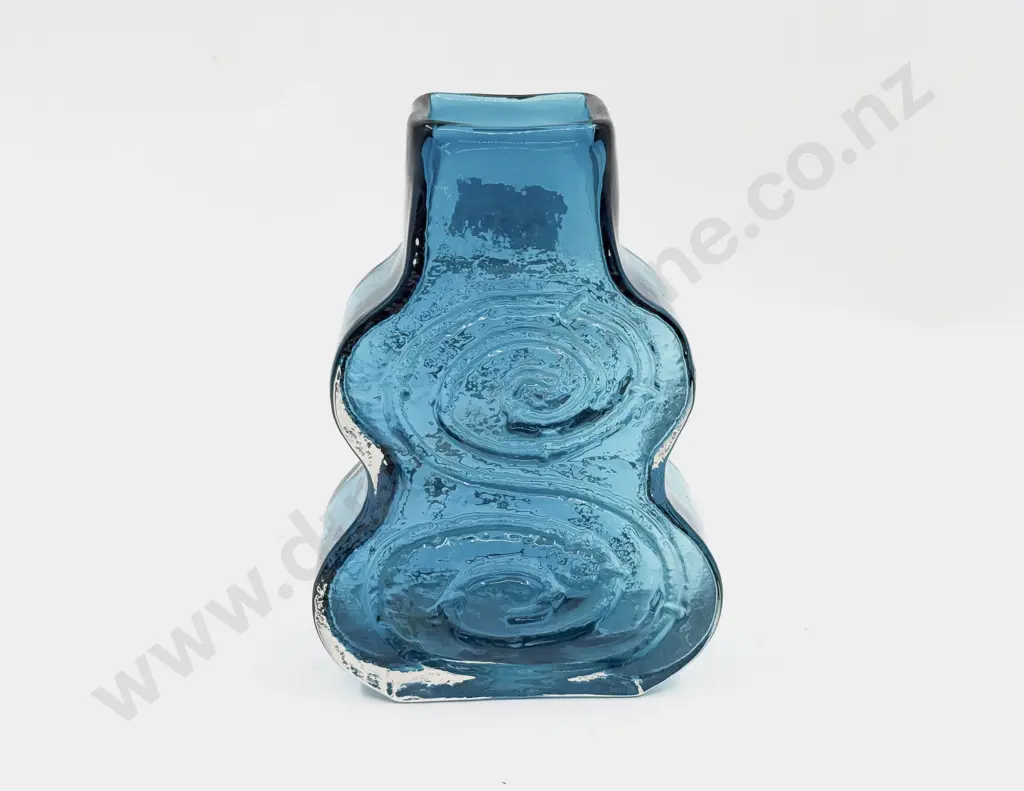 Whitefriars 'Cello' 9675 Pattern Geoffrey Baxter Design Kingfisher Blue Textured Vase Image 1++