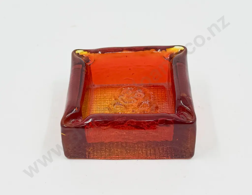 Unknown Heavy Amber/Red Moulded Tiki Dish Image 1++