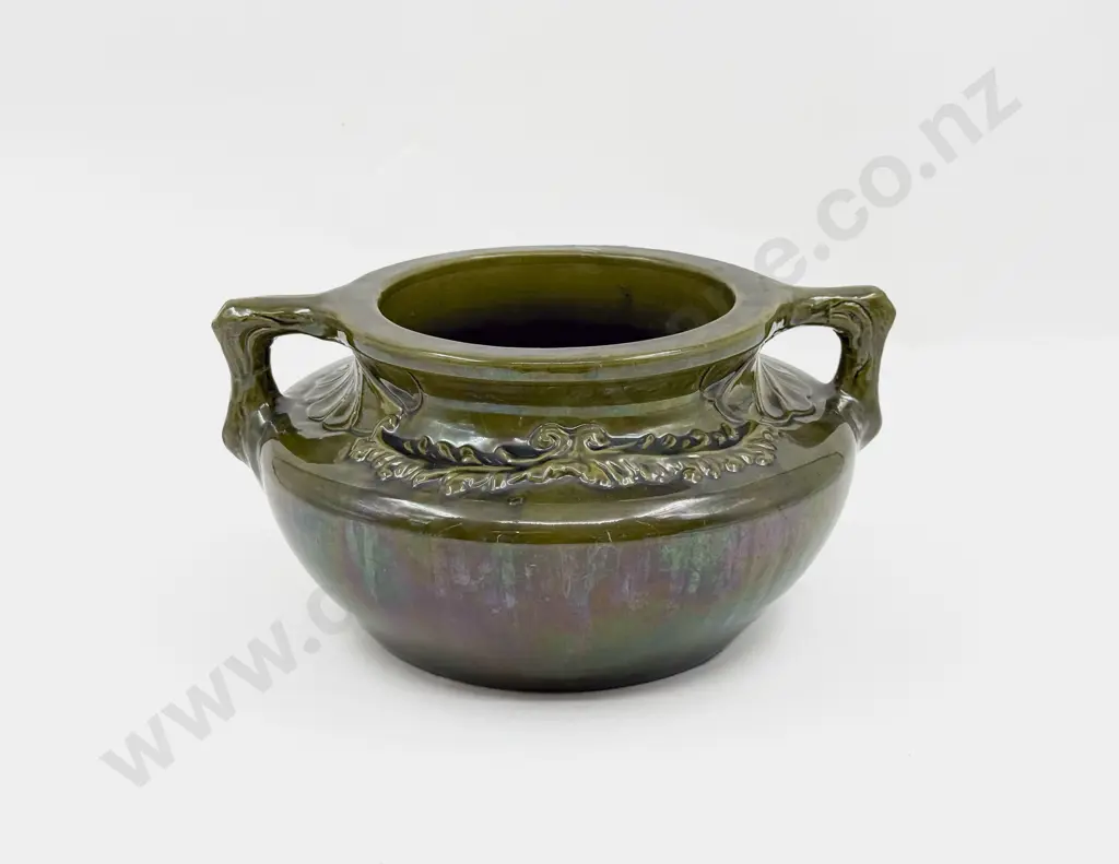 Late C19th Japan Studio Pottery Handled Planter Image 1++