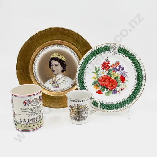 Aynsley QEII Coronation Plate