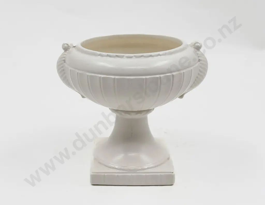 Crown Lynn QEII Royal Visit 1963 Urn Image 1++