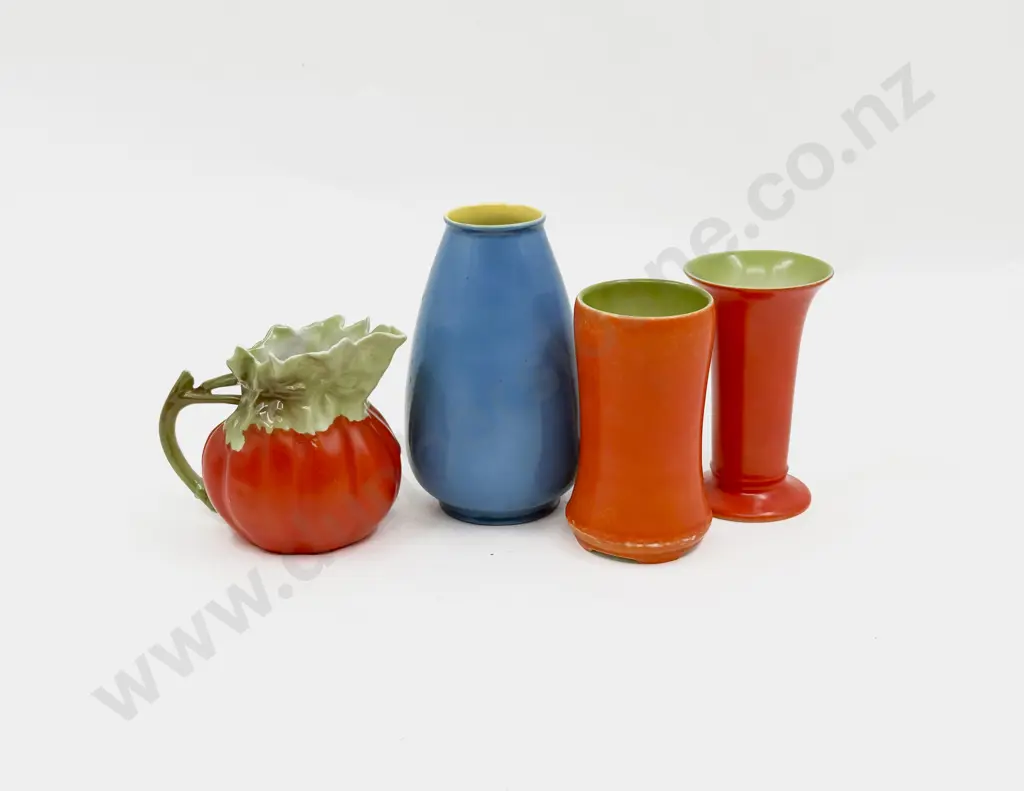 Royal Bayreuth Plain Glazed Three Vases & Tomato Moulded Jug Image 1++