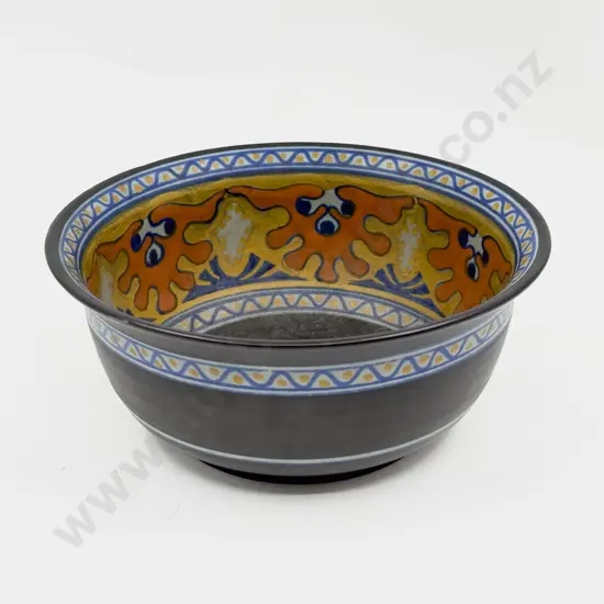 Early C20th Gouda Holland URSUS 362 Bowl