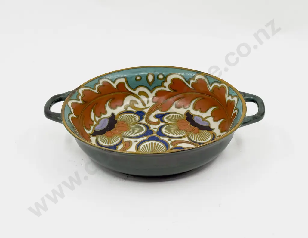 Early C20th Gouda Holland Trudy 749 Serving Bowl Image 1++