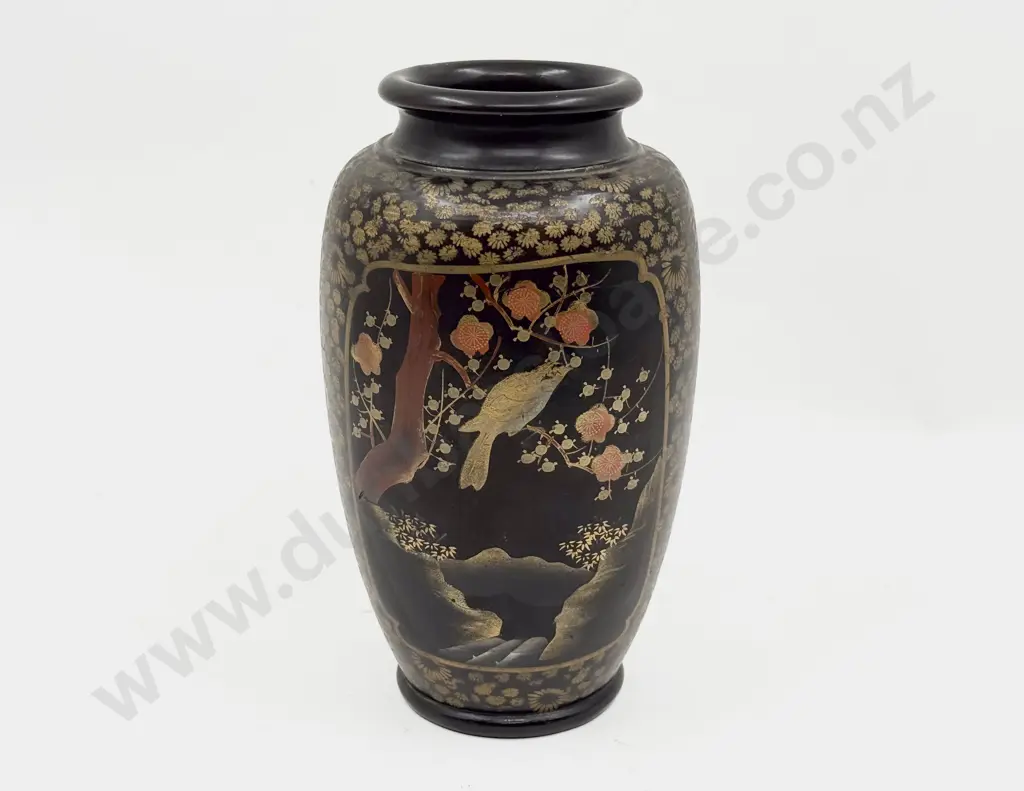 Early C20th Japanese Earthenware Lacquered Vase, 25cm H Image 1++