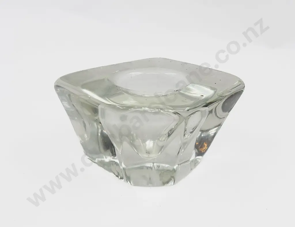 Unidentified Heavy Clear Glass Vessel Image 1++