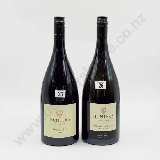 1 Bottle NZ 2014 Hunter's Jane Hunter Pinot Noir 1.5l & 1 Bottle 2016 Sauvignon Blanc 1.5l