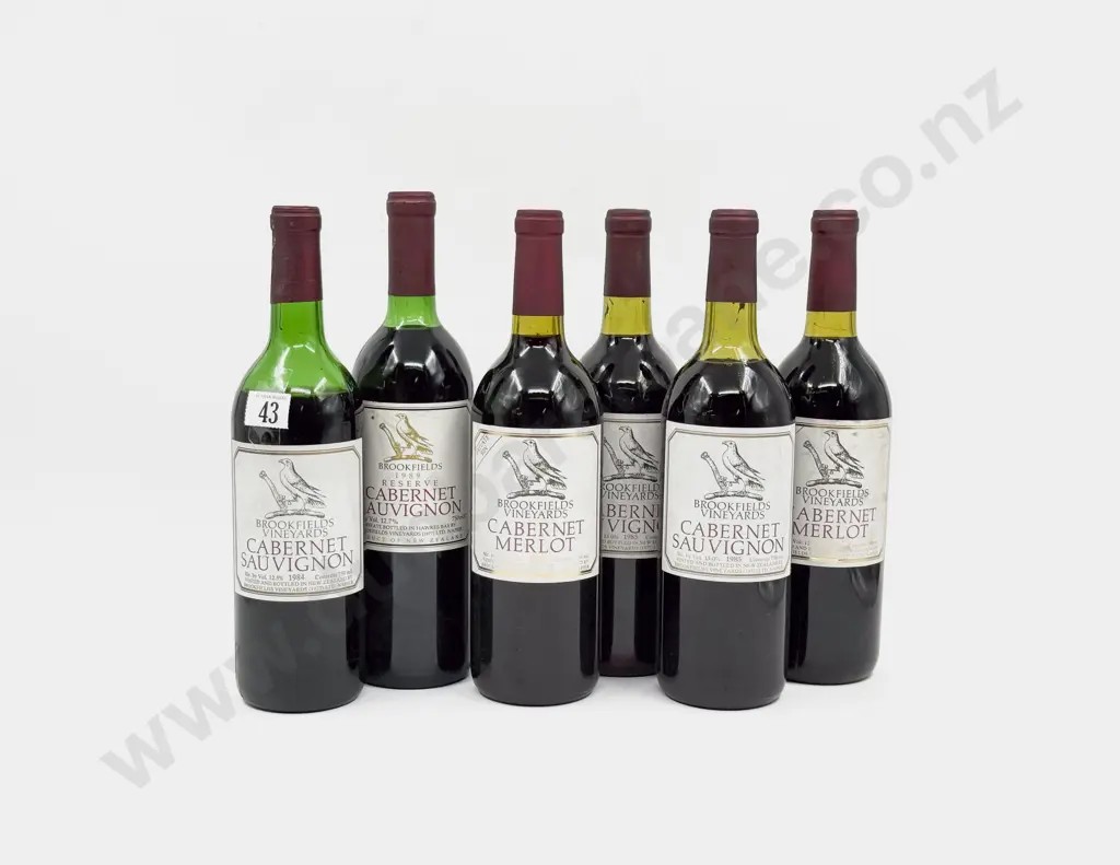 6 Assorted Botttles NZ Red Image 1++