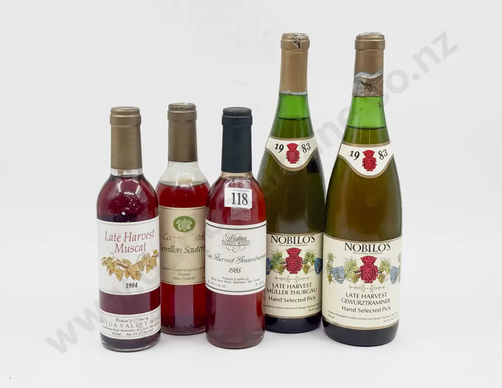 5 Assorted Bottles NZ Dessert Wine Image 1++