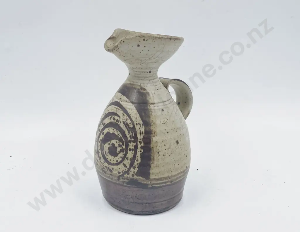 Peter Stitchbury Jug Image 1++