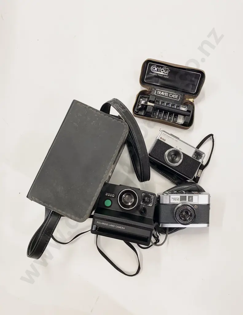 Vintage Polaroid Camera in Case with Two Other Cameras etc Image 1++