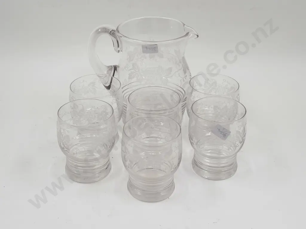 Stuart Crystal Jug & Six Matching Glasses Image 1++