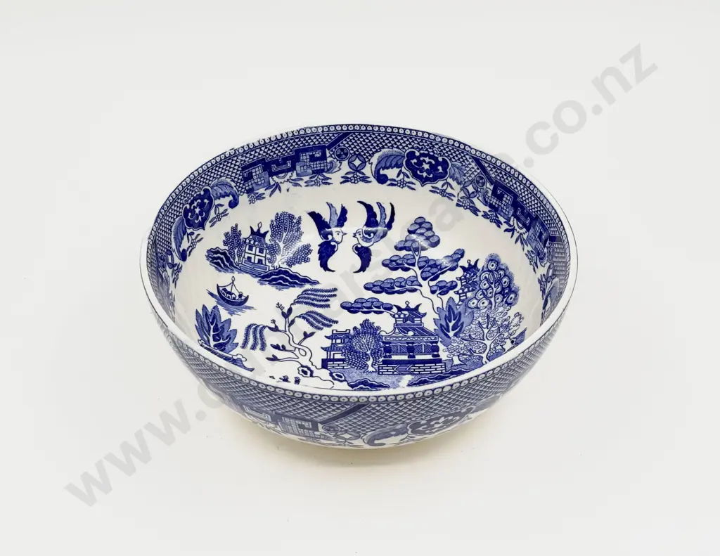 Willow Pattern Blue & White Fruit Bowl Image 1++