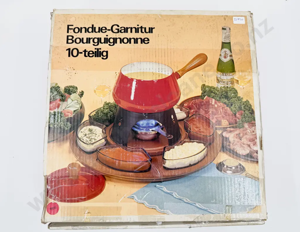 Boxed Vintage Fondue Set Image 1++