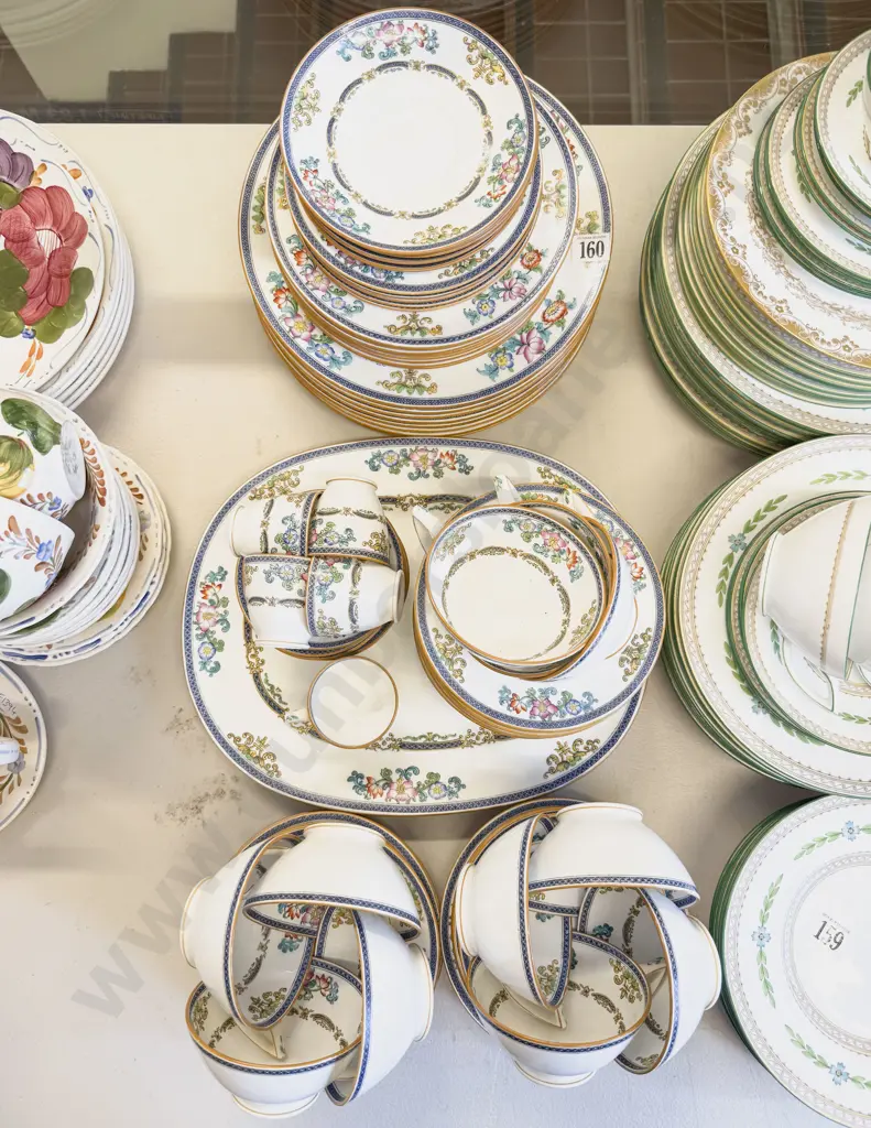 Quantity of Assorted Mintons Tea & Dinner China Etc Image 1++