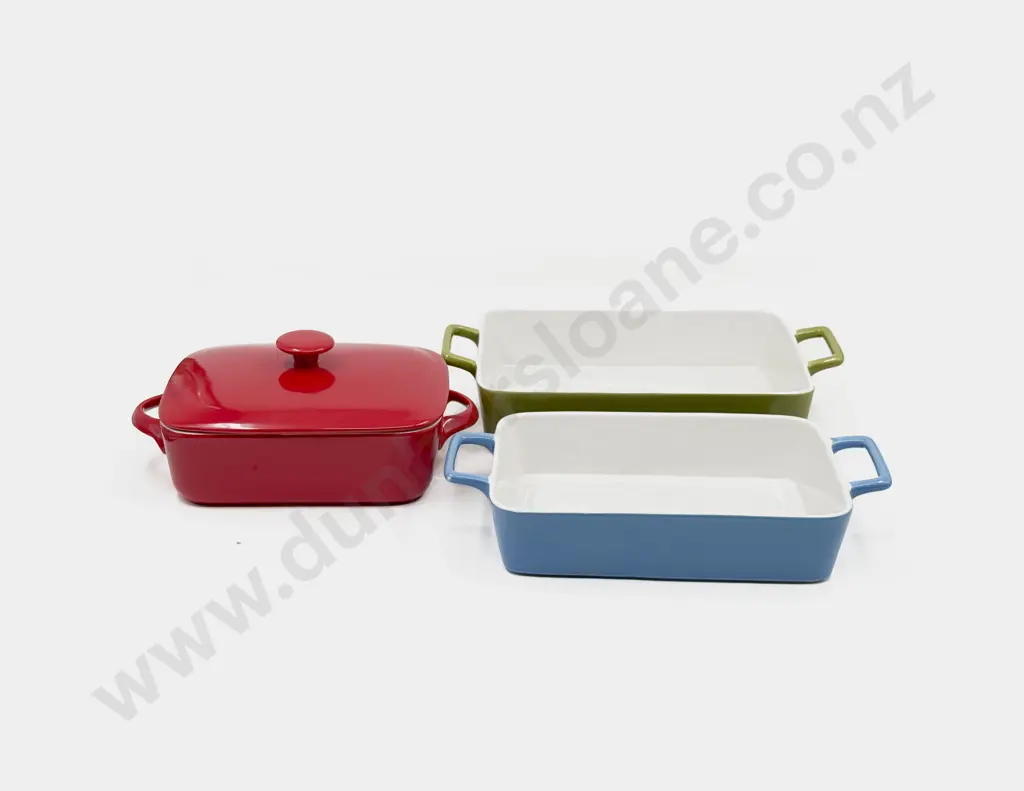 Three Assorted Oven Dishes Image 1++