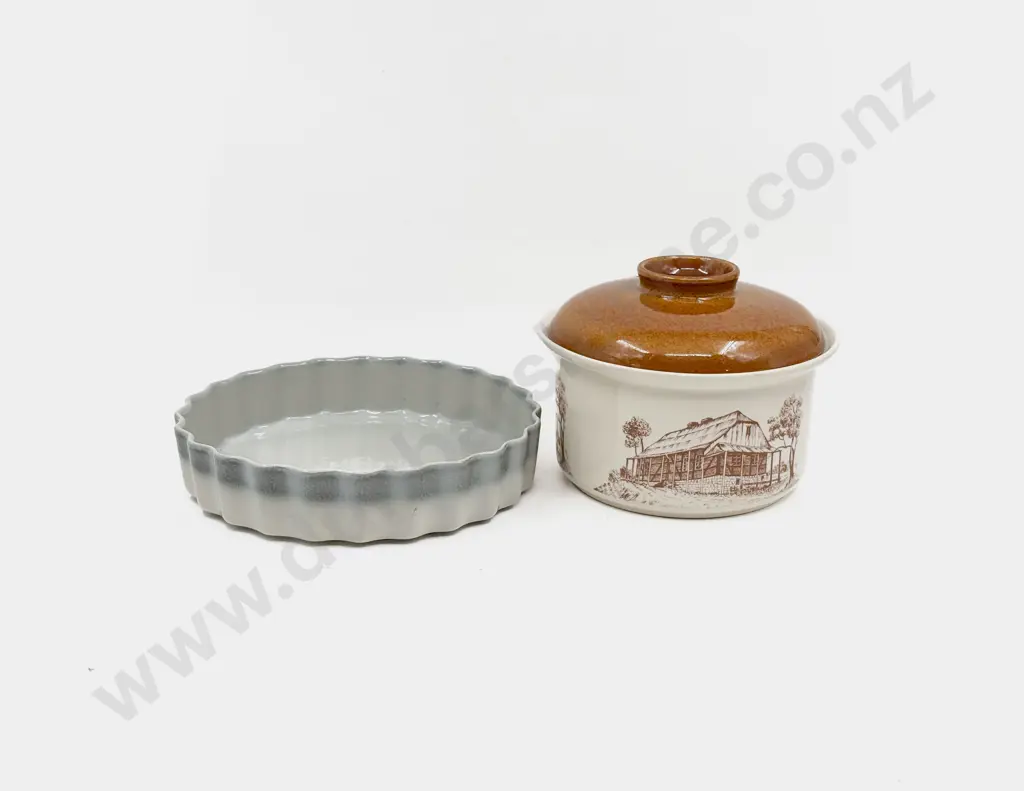 Crown Lynn Cookware Lidded Pot Together with Other Image 1++