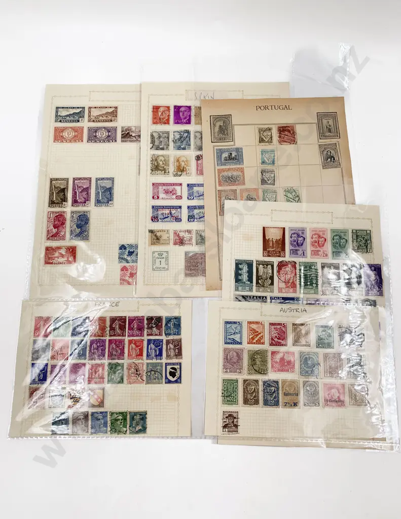 Vintage World including  Britain - Japan - Australia - Europe loose Stamp Album Pages Image 1++