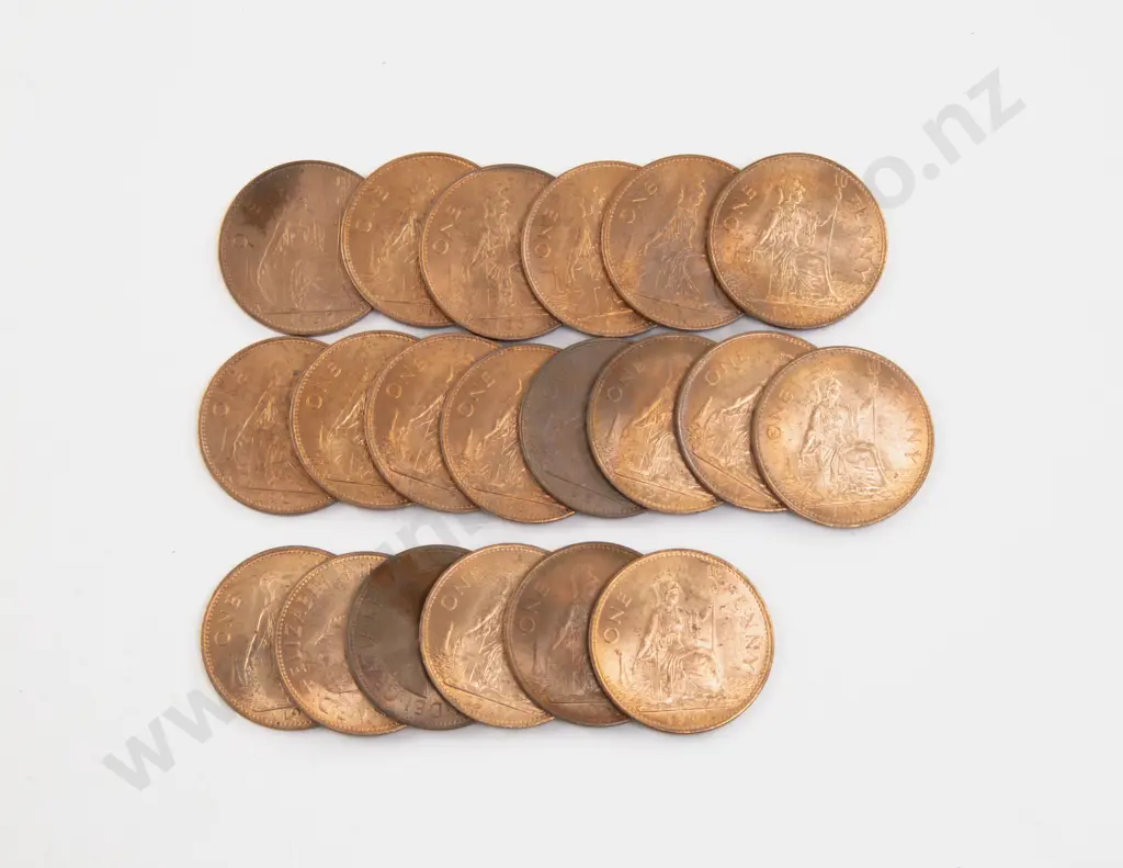 UK 1967 Twenty UNC Copper Pennies Image 1++