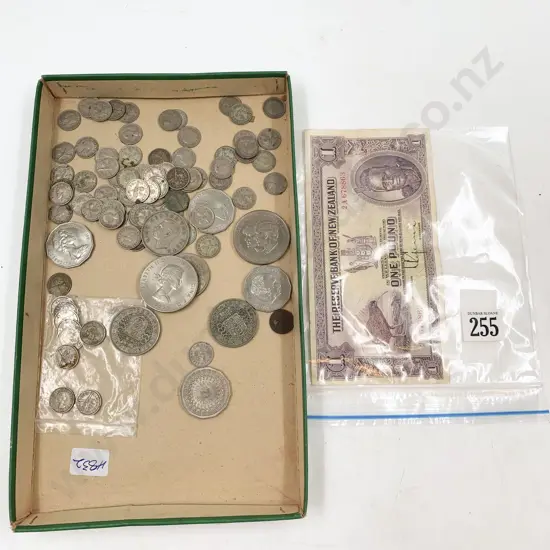 NZ Pound Note Signed Lefeaux and small qty coinage