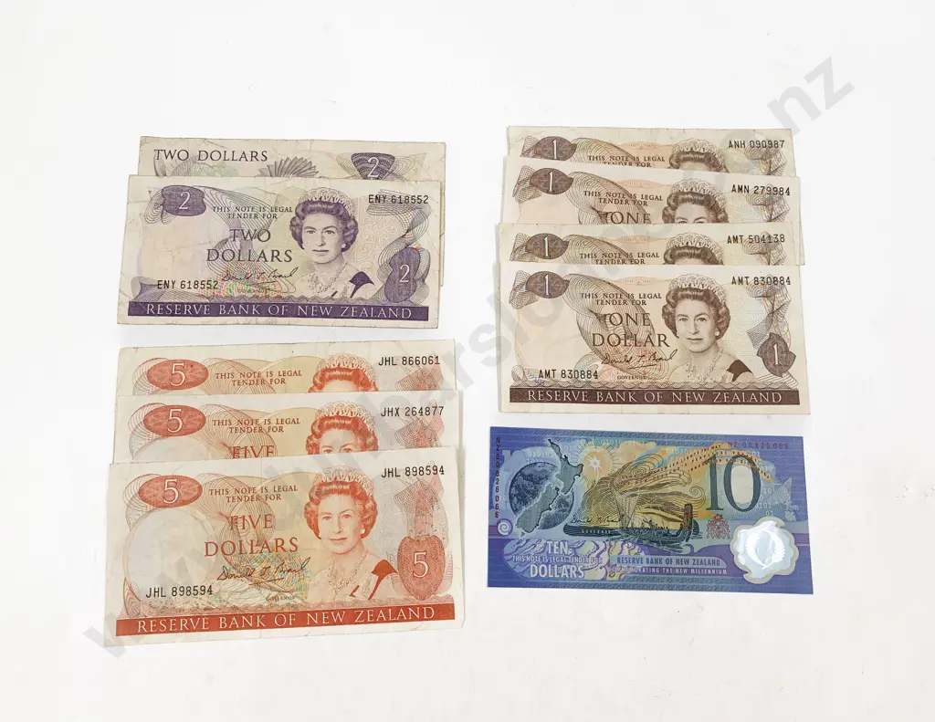 NZ Bank Note $10 Millennium $5x3 $2x2 $1x4 Image 1++