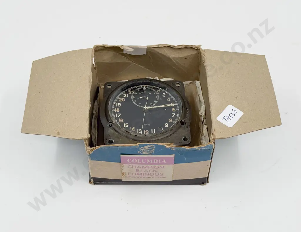 Smith & Sons MK III No312 /39 R Cockpit Clock with Jaeger-LeCoultre Chronoflite movement (hand missing not working) Image 1++